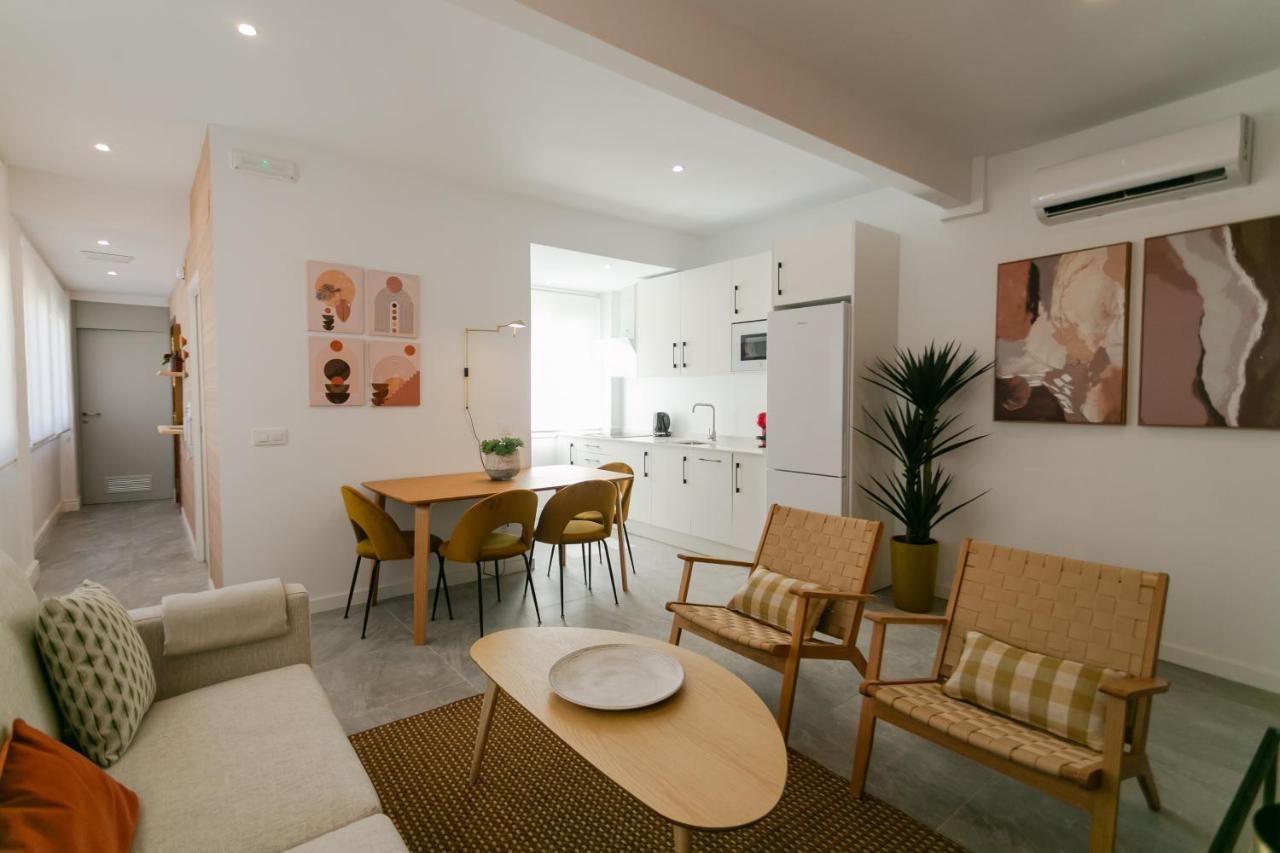 Lujoso Apartamento Con Piscina Compartida 3 Seville Luaran gambar