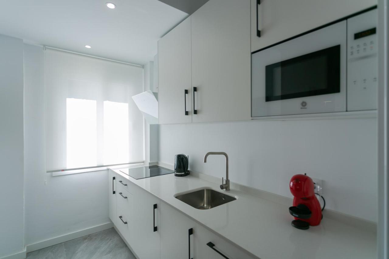 Lujoso Apartamento Con Piscina Compartida 3 Seville Luaran gambar